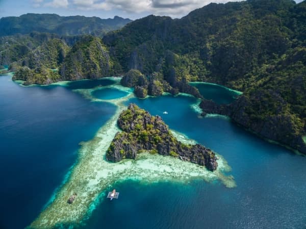 Twin lagoon